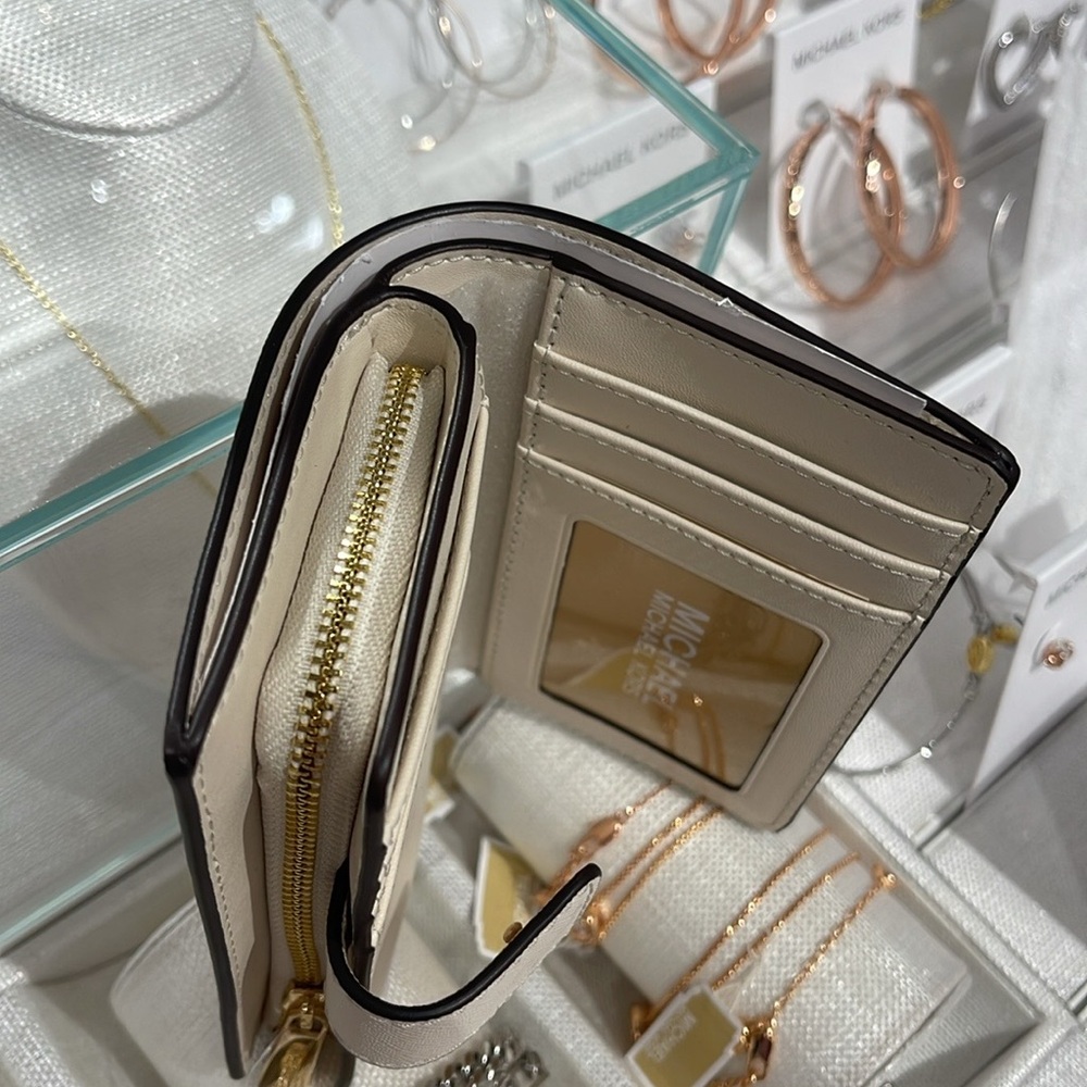 Michael Kors Jet Set Medium Floral Embellished Signature Logo Bi-Fold Wallet NWT - Picture 9 of 16